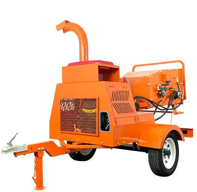 Cippatrice per legno a disco idraulico diesel da 22 CV